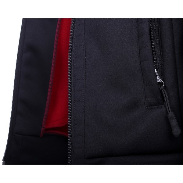 Lasten fleece takki, Qhp Sporttinen takki, jossa on pehmeä fleece sisäosa kontrastivärinä punainen. Varustettu vetoketjutaskuilla